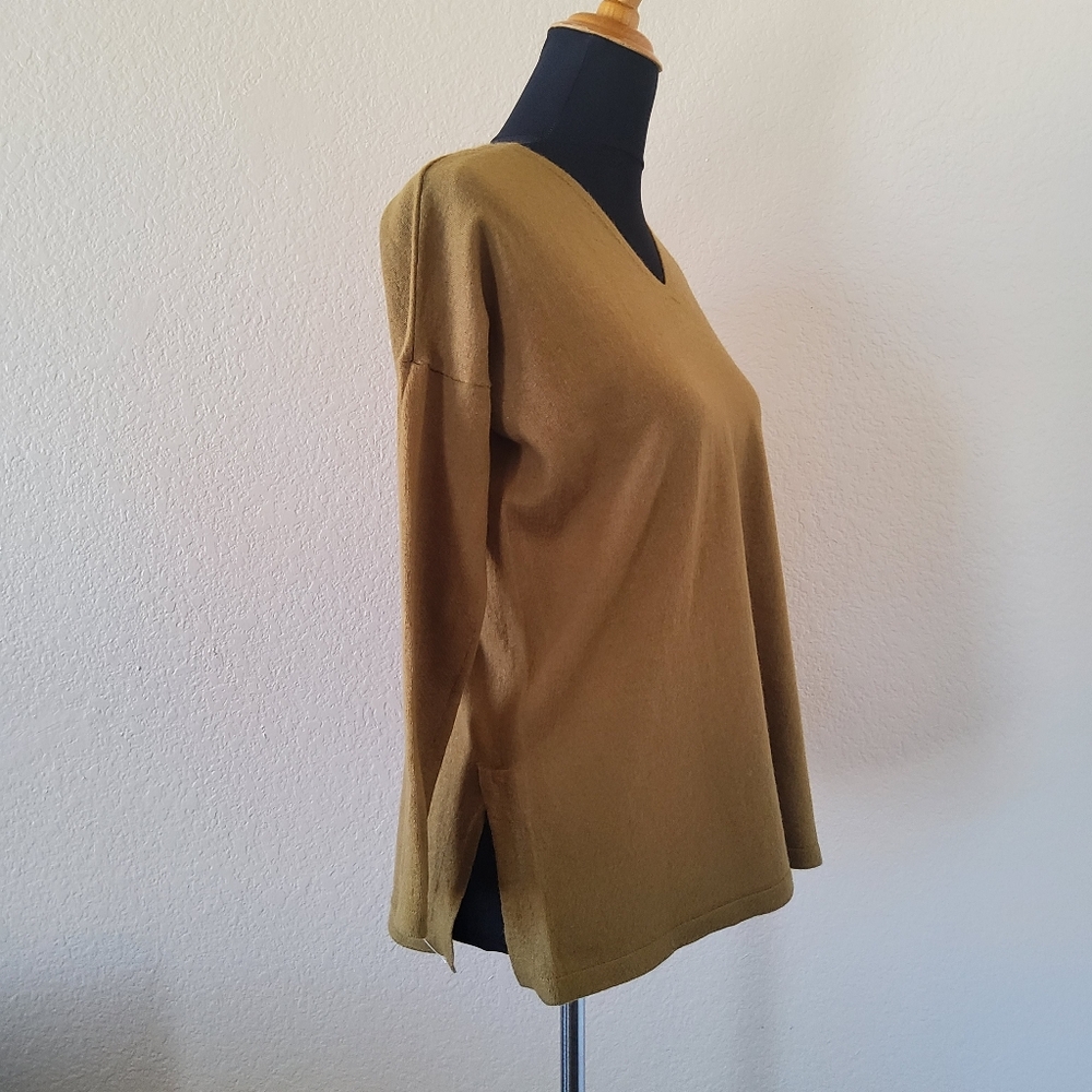 EILEEN FISHER Olive Green Merino Wool Tunic Sweater XS V-Neck - Picture 4 of 7